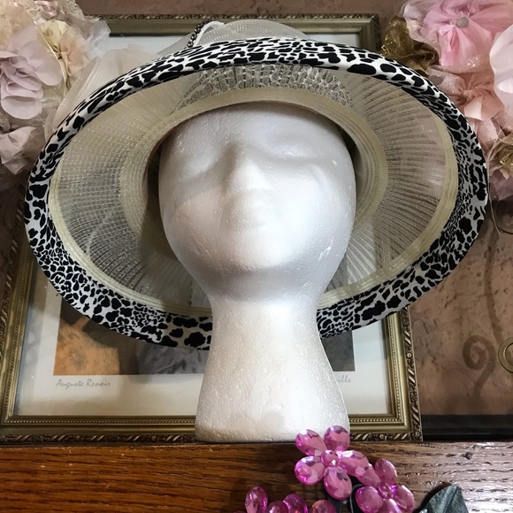 VINTAGE CLARA CLARA BLACK AND CREAM ANIMAL PRINT & TULLE HAT 1980\'s main image 15